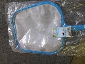 box of 25 pool leaf skimmers...