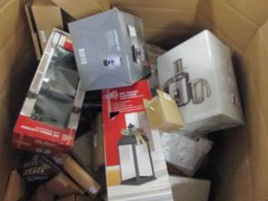 pallet of misc...