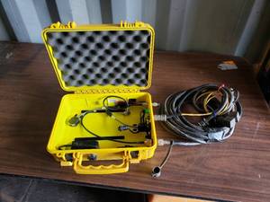 300 g2 RTK rover box with cables