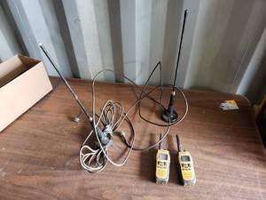 Uniden 2 Way Radios with Antennas