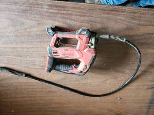 Milwaukee 18V Power Grease Gun