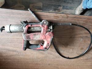 Milwaukee 18V Power Grease Gun