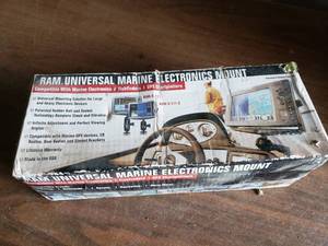 Ram Universal Marine Electronics Mount