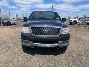 lot 2 image: 2005 Ford F150 Crew Cab Lariat