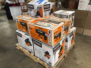 Pallet of WetDry Shop Vacs by Ridgd Customer Returns See Pictures