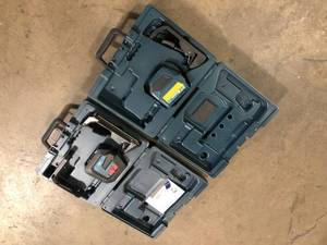 2 Lots of 100 ft. Green Laser Level Self Leveling with VisiMax Technology, Adjustable L-Bracket Mount and Hard Carrying Case by Bosch Customer Returns See Pictures