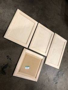 Lot of Cabinets Doors  Customer Returns See Pictures