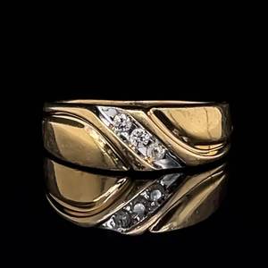 0.15ct Diamond Three-Stone Diagonal Channel Grooved Ring in 14k Yellow Gold $1,725 Retail