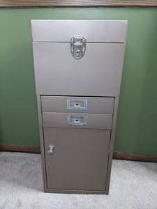 lot 84 image: Vintage Locking Metal File Lock Box
