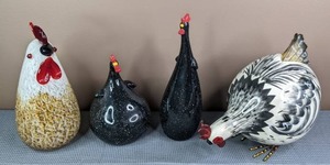 lot 55 image: Collection of 4 Adorable CeramicGlass Chickens