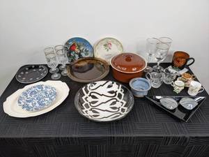 lot 99 image: An Assortment of Special Occasion or Display Dishes, Glasses, Platters and More