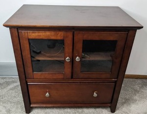 lot 134 image: Bush Furniture Two Door Over One Drawer Cabinet