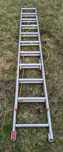 lot 122 image: Werner 10-20 Extendable Aluminum Ladder