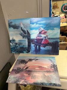 lot 242 image: 3D Pictures