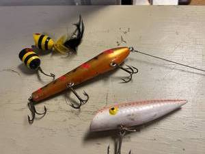 lot 244 image: Fishing Lure