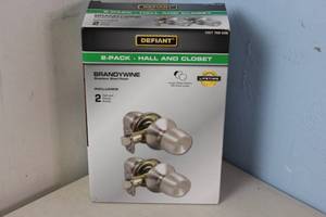 lot 179 image: NEW - Defiant Brandywine Stainless Steel HallCloset Door Knob (2-Pack) 050134004870 MSRP $18.00