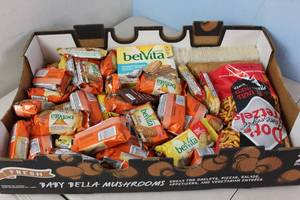 lot 359 image: Mixed Food Shelf Pull Tray - See Pictures