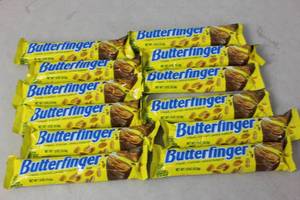 lot 388 image: Shelf Pull Candy - See Pictures