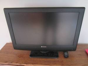 lot 4 image: Entertainment System