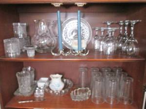 lot 23 image: Home Decor and Glassware