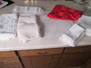 lot 38 image: Tablecloths and More