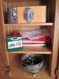 lot 47 image: Kitchen Items