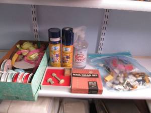 lot 107 image: Craft Items
