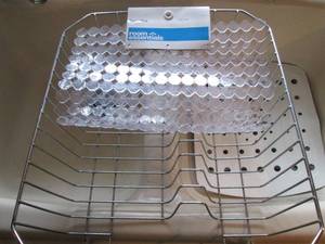 lot 118 image: Brand new dish drying strainer