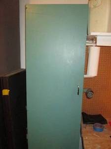 lot 141 image: Storage Cabinet