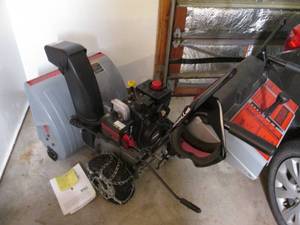 lot 2 image: MTD Yard Machine Snow Blower