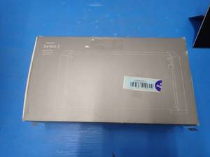 lot 40 image: Microsoft&nbspSurface Pro 3 1631 with Surface Docking Station 1672  surface specs CPU&nbspIntel(R) Core(TM) i5-4300U CPU  1.90GHz  4GB RAM  128GB SSD  No Cables  NO OS 