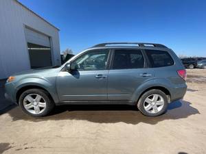 2009 Subaru Forester 2.5 X Premium - AWD