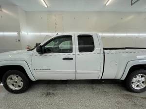 2009 Chevrolet Silverado 1500 LT - 4X4 - 2 OWNERS