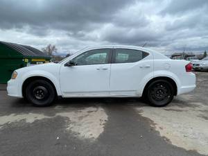 2014 Dodge Avenger SE - 2 OWNERS