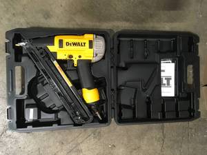Pneumatic 15-Gauge DA Nailer by DEWALT  Customer Returns See Pictures