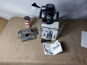 Router and BisKit Jig, Biscuits