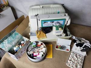 Dressmaker 7000 Sewing Machine