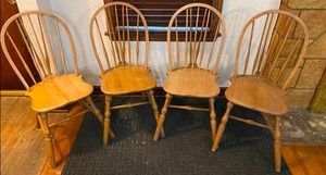 lot 25 image: Vintage Wood Dining Chairs