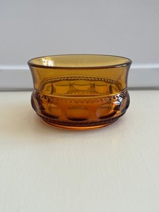lot 1 image: Vintage Amber Glass Dish
