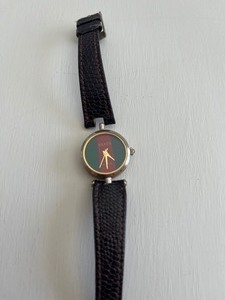 lot 8 image: Vintage Gucci Watch