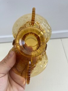lot 23 image: Amber Glass Patterned Basket