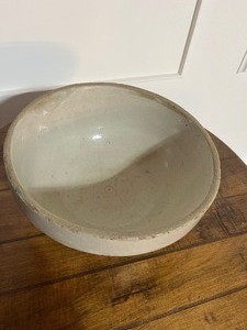 lot 37 image: Vintage Stoneware Bowl