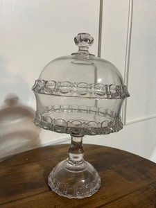 lot 47 image: Vintage Glass Candy Container