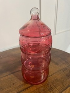 lot 52 image: Cranberry Vintage Glass Candy Dish Stacker