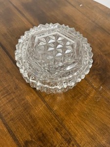 lot 59 image: Vintage Crystal Cut Container