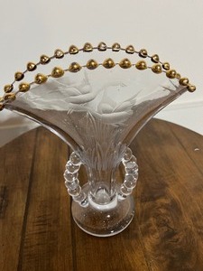 lot 60 image: Imperial Candlewick Fan Vase