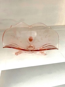 lot 83 image: Pink Depression Floral Glass Footed Bowl