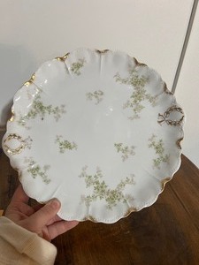 lot 76 image: Limgoes Floral Serving Plate