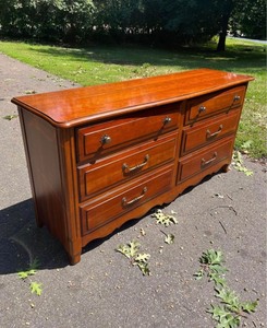 lot 8 image: Drexel Heritage Cherry Long Boy Dresser