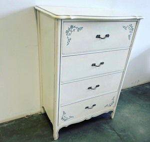 lot 9 image: Mid Century French Style Dresser by Dixie